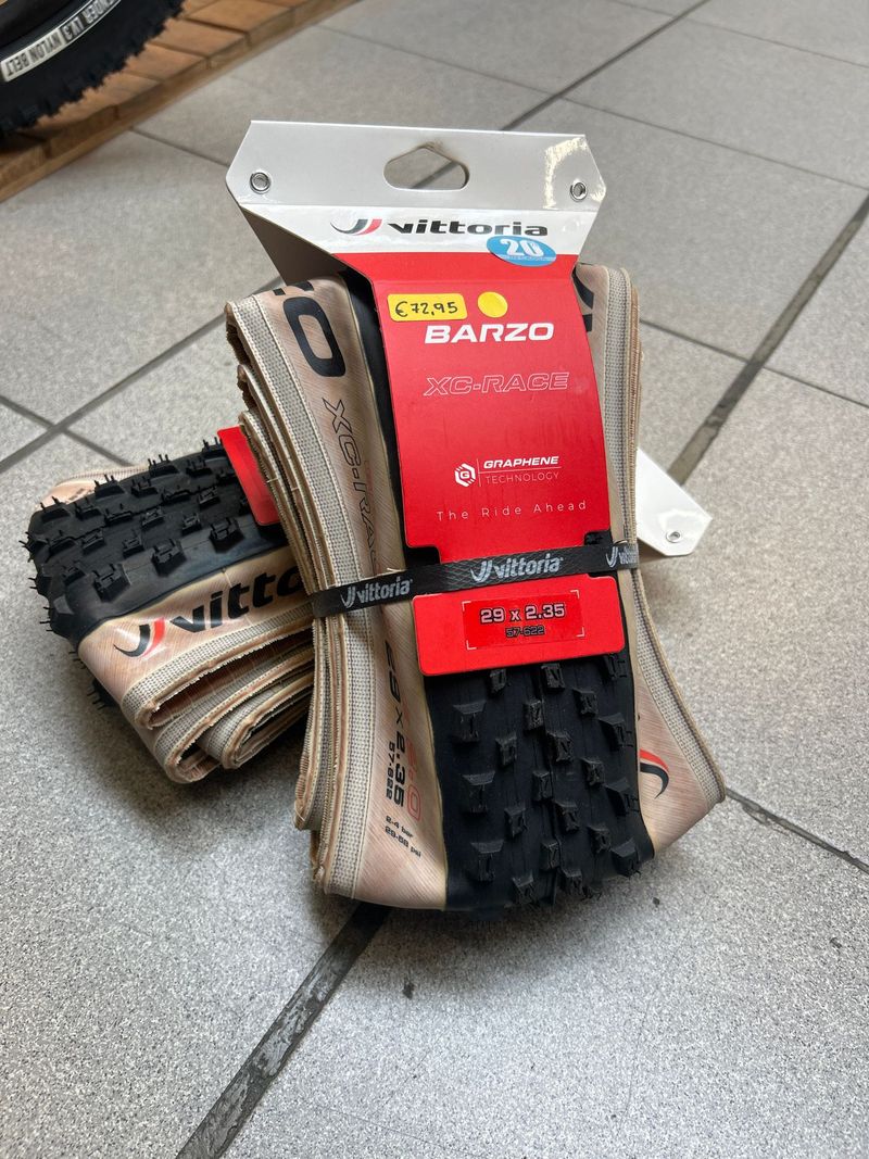 Tweedehands Vittoria Barzo XC Race 29x2.25 2025 Tyres & Tubes