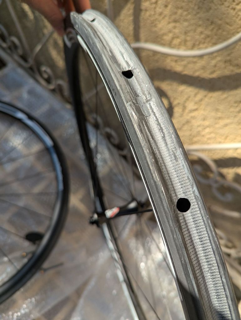 Used BO2 Roues carbon 38mm 11V bike — image 8 of 18