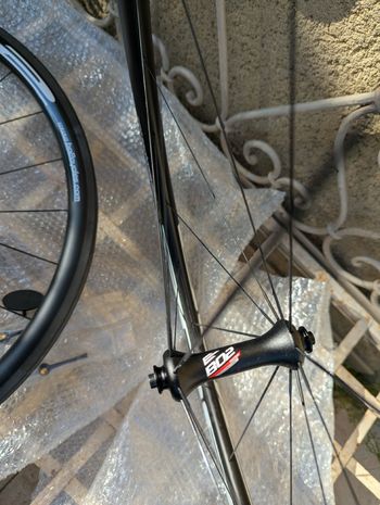 Used BO2 Roues carbon 38mm 11V bike — image 9 of 18