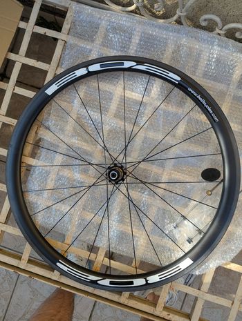 Used BO2 Roues carbon 38mm 11V bike — image 3 of 18