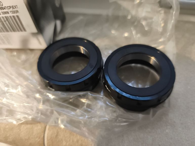 Used firstComponent BB47 Bottom Bracket bike — image 2 of 3