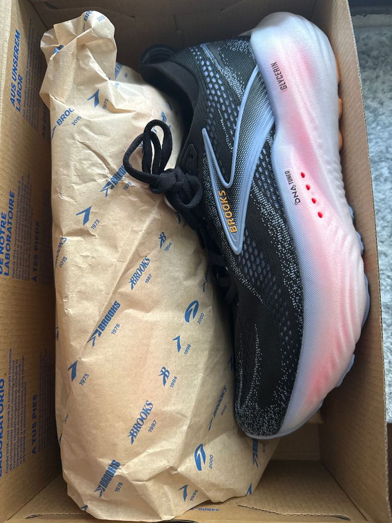Used Brooks glycerin 22 bike — image 2 of 5