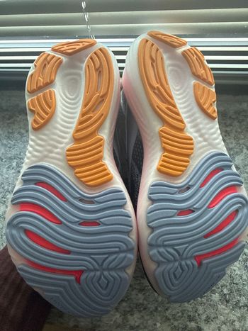 Used Brooks glycerin 22 bike — image 4 of 5
