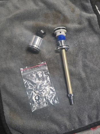 Fox, 34 Air Shaft 100mm
