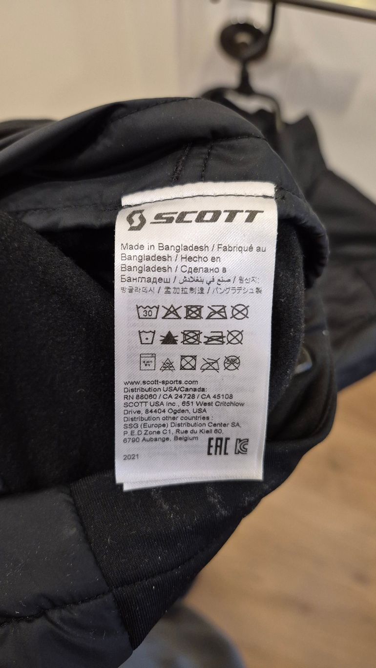 Used Scott M's Insuloft Hybrid FT bike — image 4 of 4