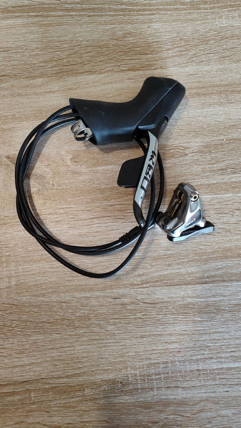 Sram RED eTap AXS bike usato — immagine 1 di 2