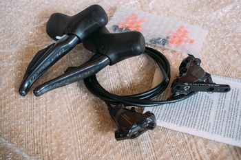 Shimano, Ultegra Di2 ST-R8170 + BR-R8170 2x12-fach SET