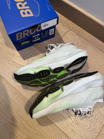 Used Brooks Glycerine Flex 2026 bike — image 4 of 8