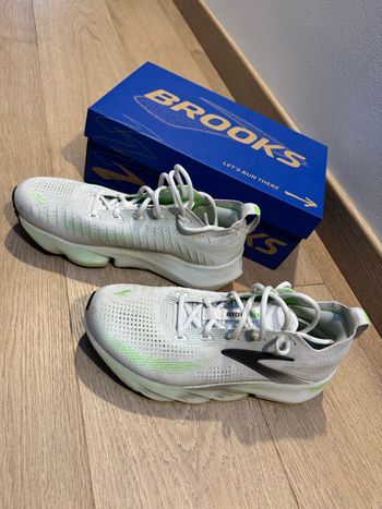 Used Brooks Glycerine Flex 2026 bike — image 2 of 8