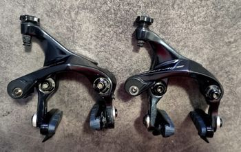 Used Shimano Dura-Ace BR-R9200 Dual-Pivot Rim Brake bike