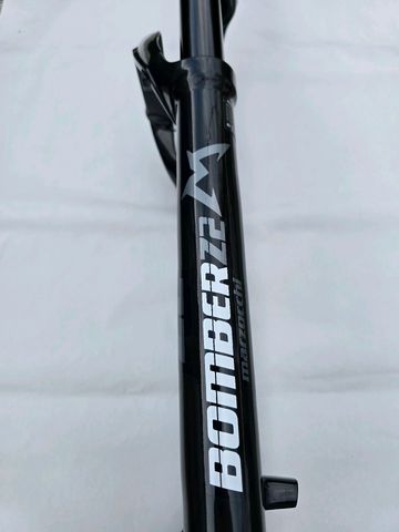 Used Marzocchi bomber Z2 Rail 120 2022 Fork