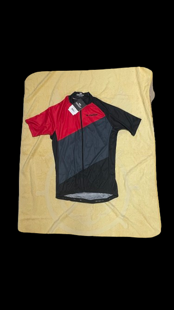 Used Gist Flow Rosso 2025 bike — image 1 of 4