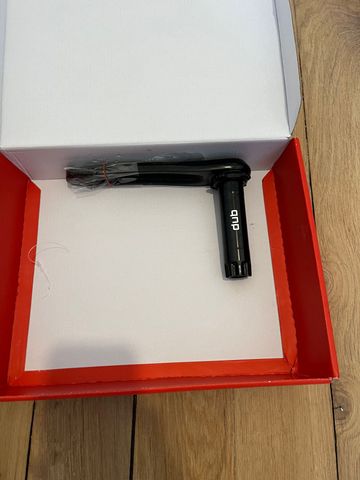 Brugt Sram rival D1 DUB 170mm 48/35 2024 bike — billede 3 af 4