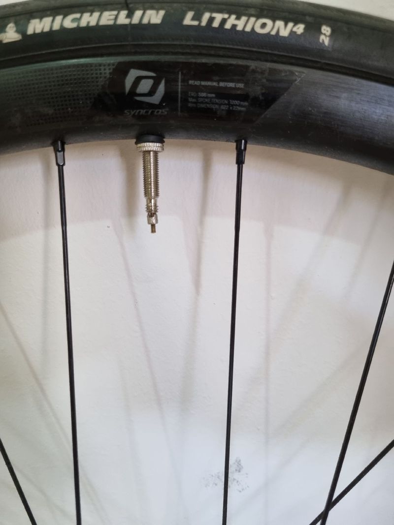 Used Syncros RP 2.0 Disc SL 2025 bike — image 5 of 7