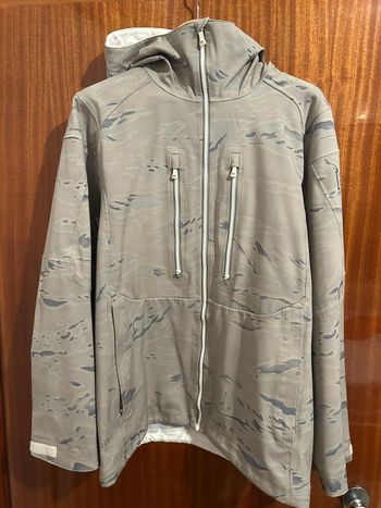 Used Burton AK Pitch Softshell Jacket Taglia L bike