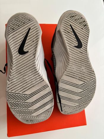 Used Nike Metcon 6 Training Shoes bike — image 6 of 6