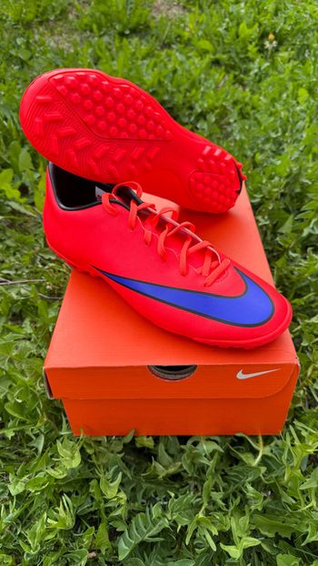 Used Nike Mercurial Victory V TF bike — image 4 of 5