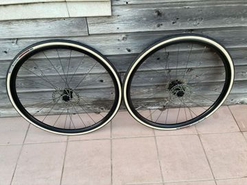 Gebrauchtes Giant Aluminium Wheels 2023 bike — Bild 1 von 6
