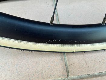 Used Giant Aluminium Wheels 2023 bike — image 3 of 6