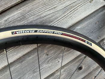 Used Giant Aluminium Wheels 2023 bike — image 6 of 6