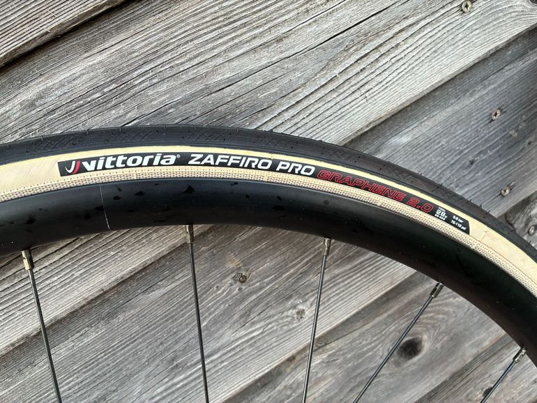 Used Giant Aluminium Wheels 2023 bike — image 6 of 6