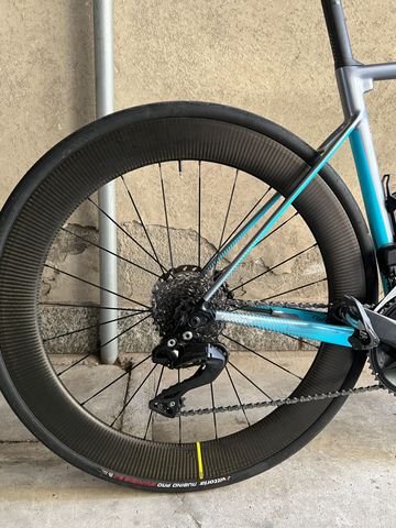 Używany Mavic Cosmic SL 65 Disc 2024 bike — zdjęcie 3 z 7