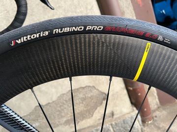 Używany Mavic Cosmic SL 65 Disc 2024 bike — zdjęcie 6 z 7