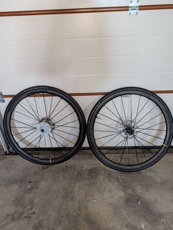 Mavic, Cosmic SLR 32 Disc Wheelset