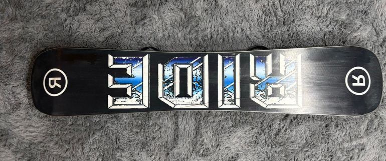Used Ride Burnout Burnout Snowboard 2026 bike — image 2 of 5