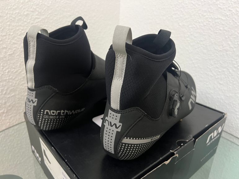 Used Northwave CELSIUS R ARCTIC GTX Winter Rennradschuhe 2024 bike — image 2 of 4