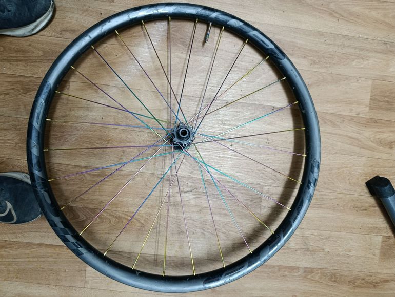 Used Alias 29 Carbon Wheels 2021 bike — image 8 of 14