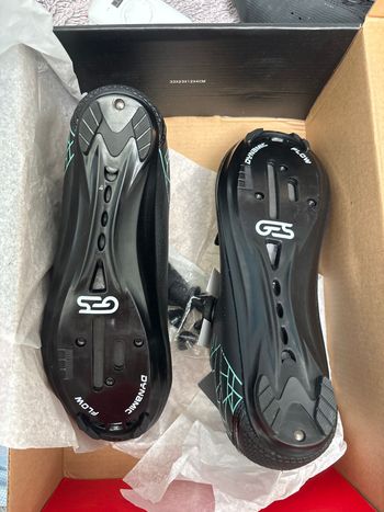 Used GES Cycling shoes Chaussures de vélo GES roadster bike — image 3 of 3