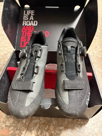 Used Fizik R5 2023 bike — image 3 of 5