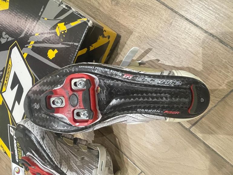 Used Gaerne Carbon G.Mystic Plus tg.41 2010 bike — image 6 of 13