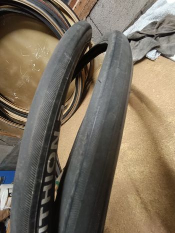 Used Michelin Lithion 2 700x23c Tires Pair bike — image 2 of 2