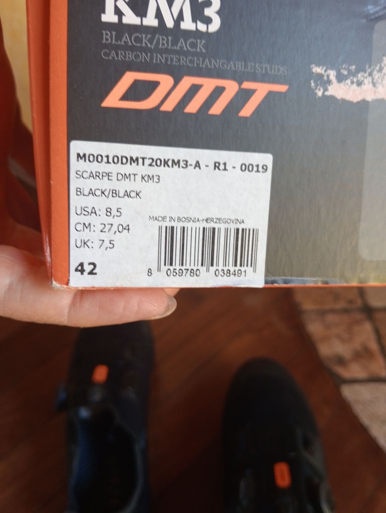 Used Dmt Km3 black carbon bike — image 2 of 5