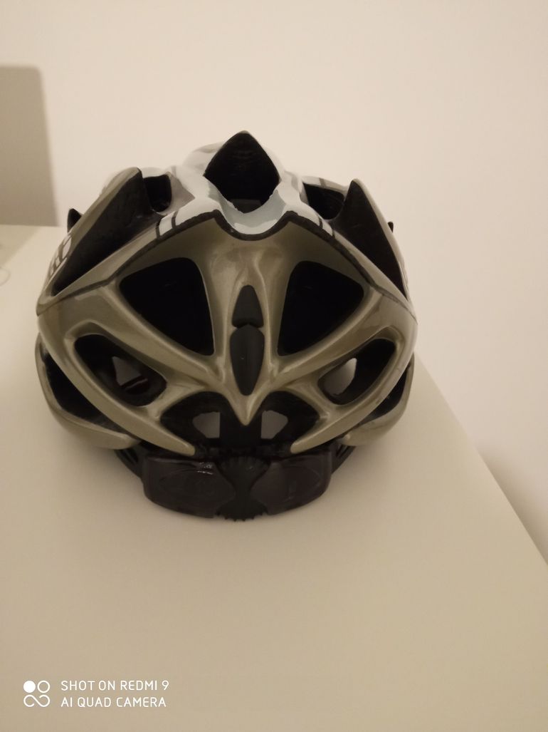 Used Last tg 53/59 Helmet bike — image 3 of 4