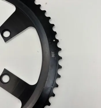 Used the mechanic parts Grand Plateau 60 Dents 110mm Shimano 11/12v bike — image 3 of 5