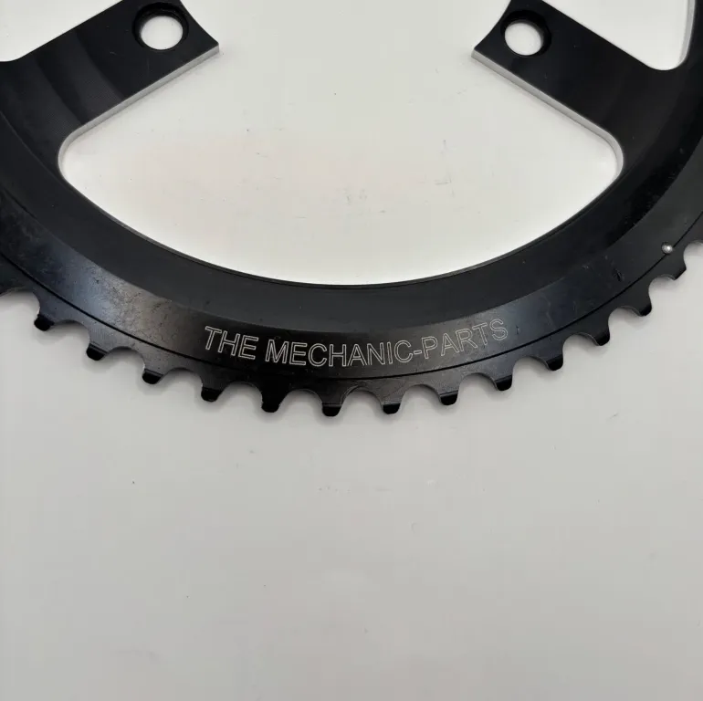 Used the mechanic parts Grand Plateau 60 Dents 110mm Shimano 11/12v bike — image 4 of 5