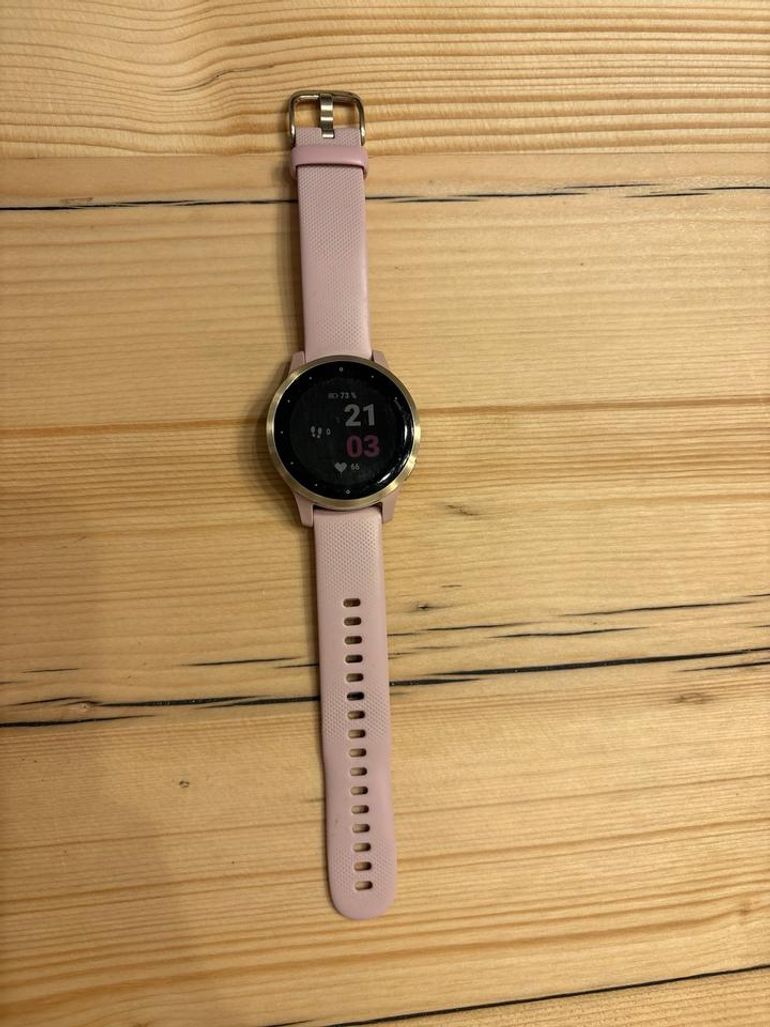 Used Garmin vivoactive 4s 2023 bike — image 1 of 5