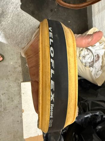 Used Veloflex Record 23mm Tubular Tire 2024 bike — image 2 of 3