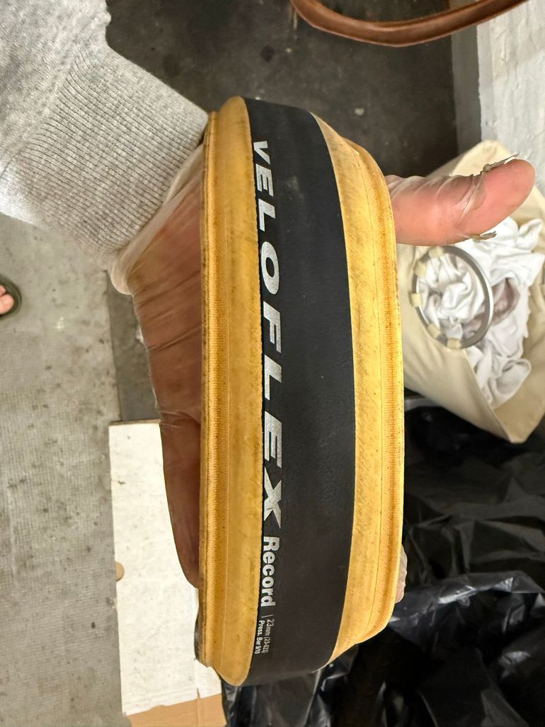 Used Veloflex Record 23mm Tubular Tire 2024 bike — image 2 of 3