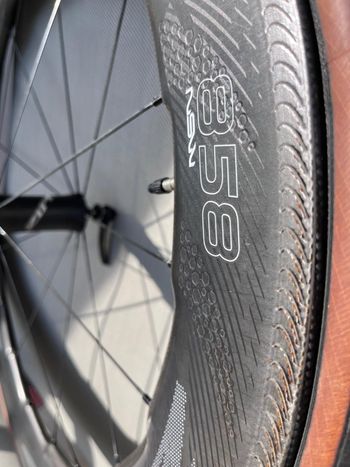 Brugt Zipp 858 NSW bike — billede 5 af 7