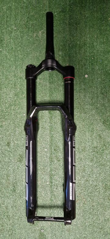 Used RockShox Zeb Ultimate 29'' Charger 3.1 RC2 DebonAir+ Boost 15x110mm 2025 Fork