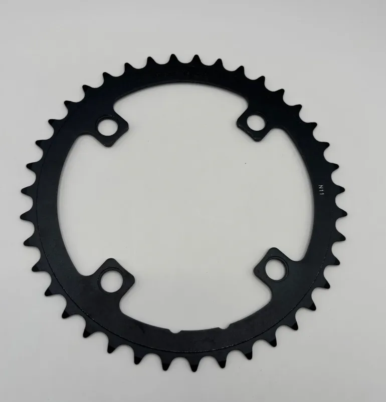 Used Fsa Petit Plateau 39 Dents bike — image 4 of 4
