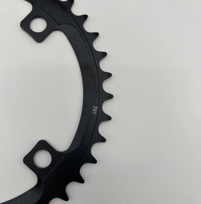 Used Fsa Petit Plateau 39 Dents bike — image 3 of 4