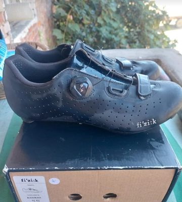 Used Fizik tempo Cycling Shoes