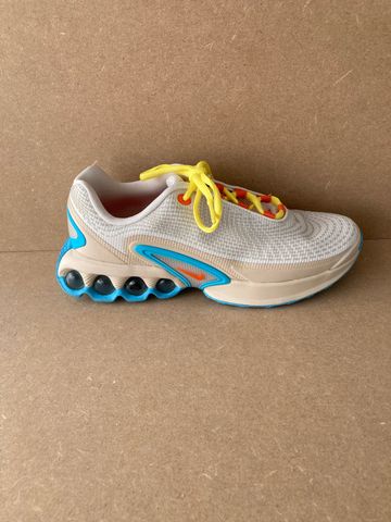 Brugt Nike Air Max DN 2026 bike — billede 1 af 6