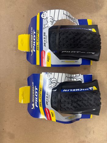Used Michelin Pilot Slope 26” Set 2025 bike