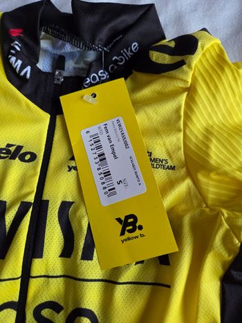 Used Yellow Bee Fem van Empel short sleeves jersey 2025 bike — image 2 of 5